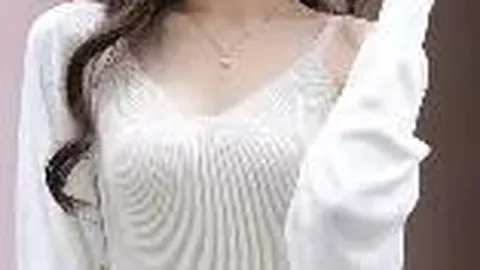 “2025年英雄联盟赛事安排揭晓：S15赛季将入驻北京、上海及成都三城”